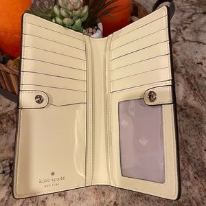 SOLD - Authentic Kate Spade wallet.